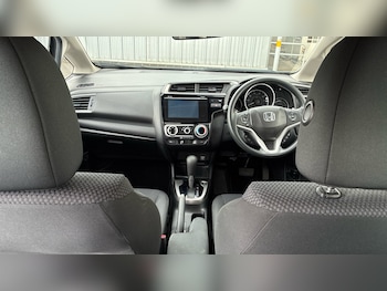 Used Honda Jazz 2018 for sale - 75700200: Photo