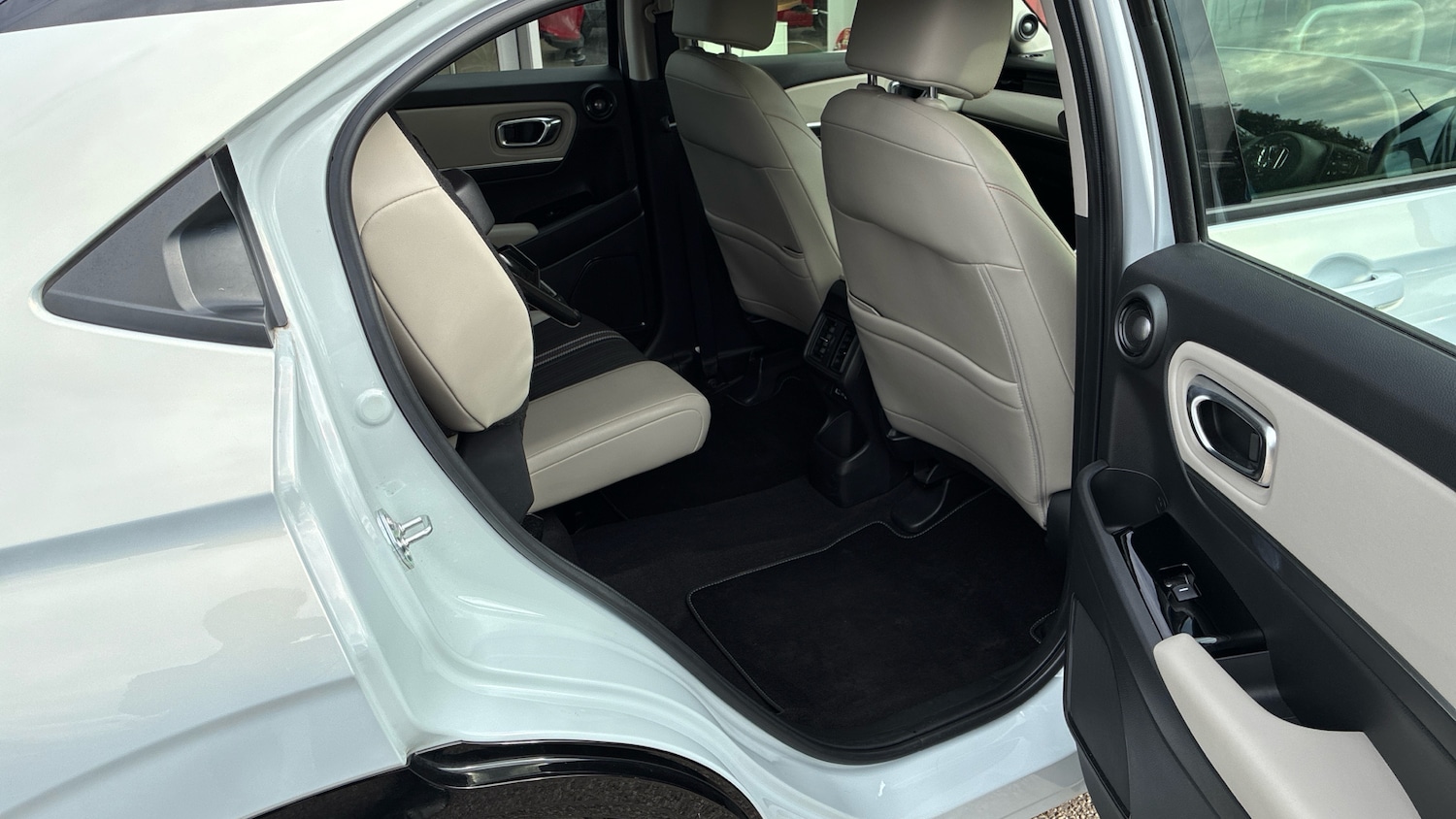 Used Honda HR-V 2021 for sale - 76127100: Photo 19