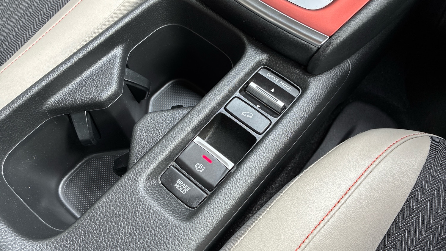 Used Honda HR-V 2021 for sale - 76127100: Photo 32