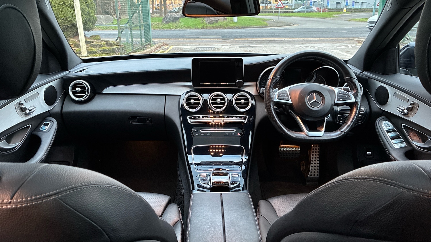 Used Mercedes-Benz C Class 2015 for sale - 77591300: Photo 10