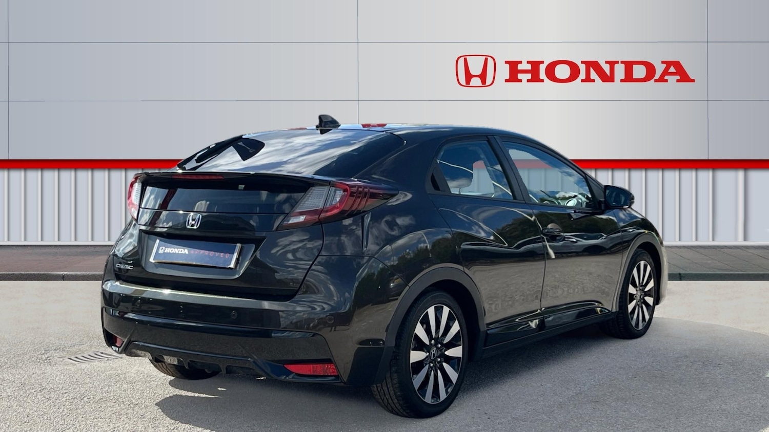 Used Honda Civic 2017 for sale - 76302100: Photo 12