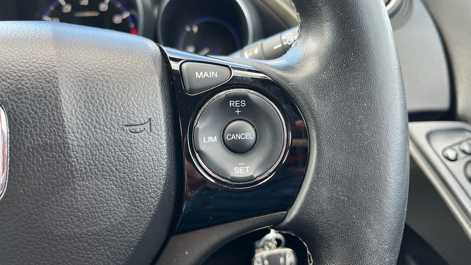 Used Honda Civic 2017 for sale - 76302100: Photo 40
