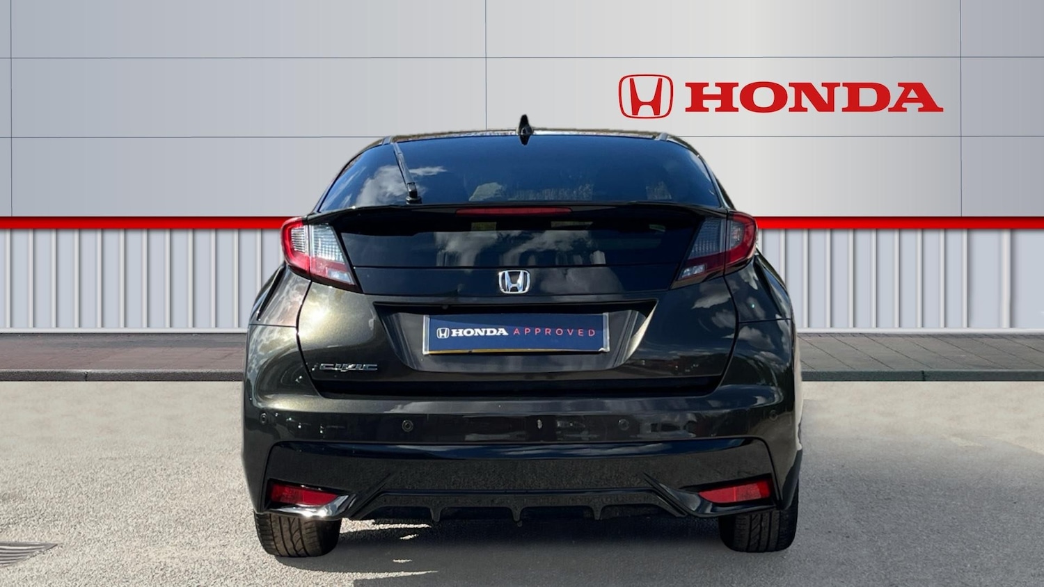 Used Honda Civic 2017 for sale - 76302100: Photo 7