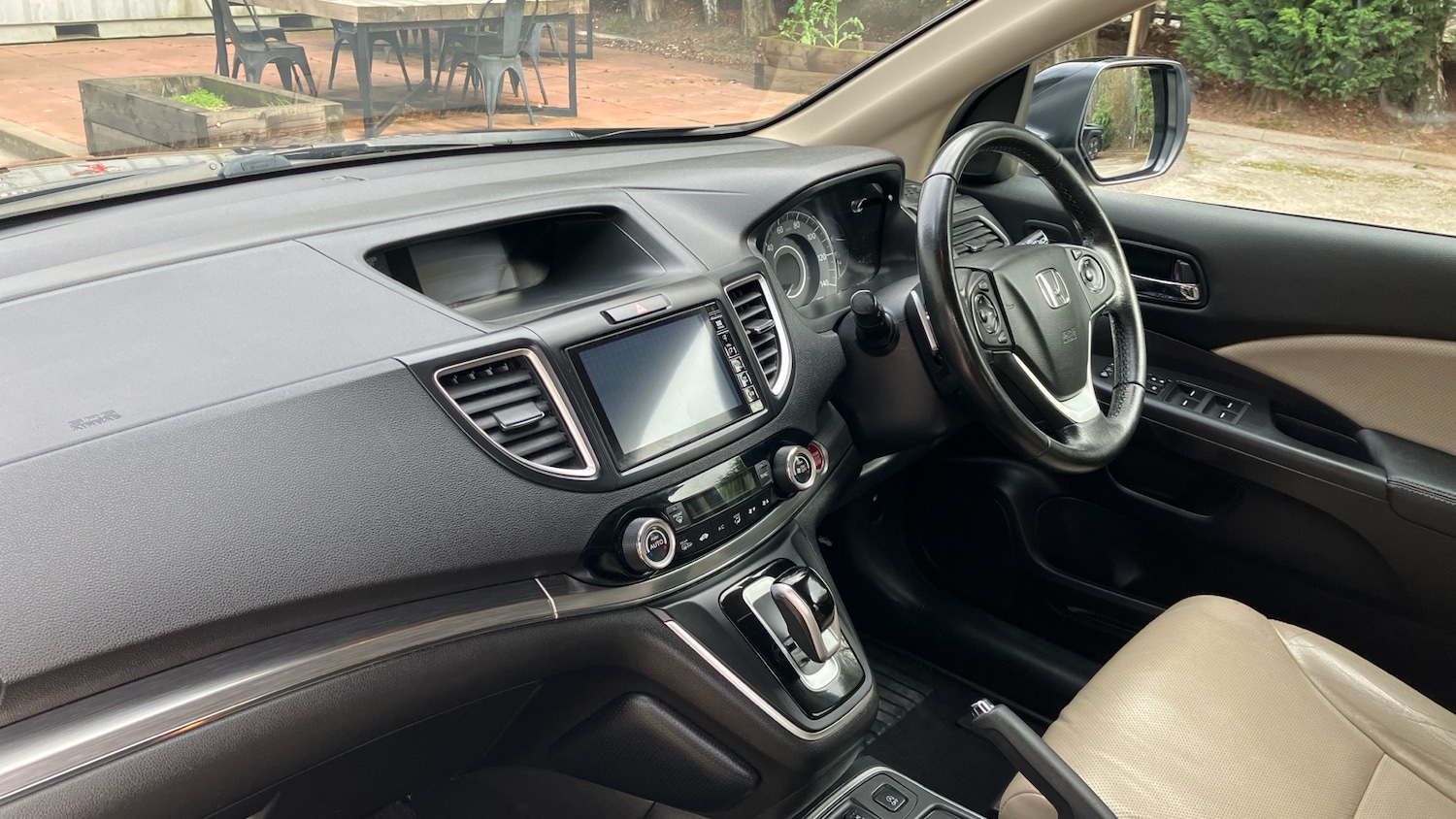 Used Honda CR-V 2017 for sale - 78054154: Photo 2