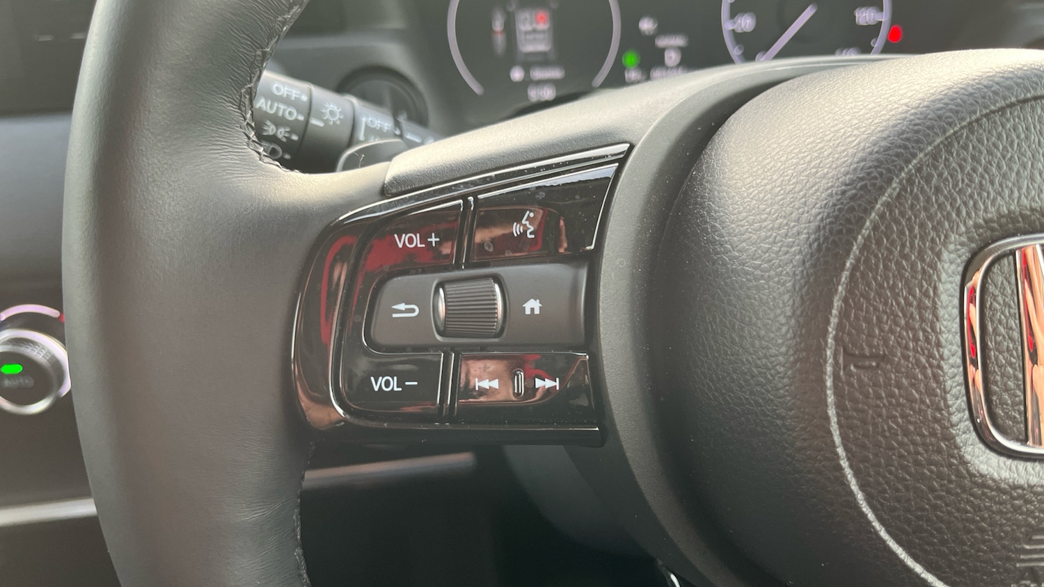 Used Honda HR-V 2023 for sale - 76092236: Photo 42