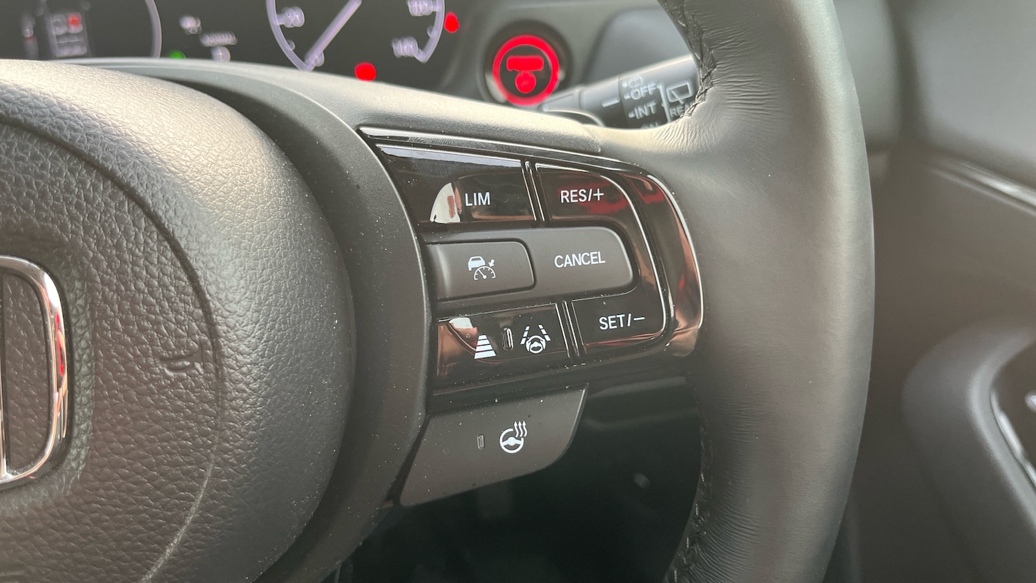 Used Honda HR-V 2023 for sale - 76092236: Photo 43