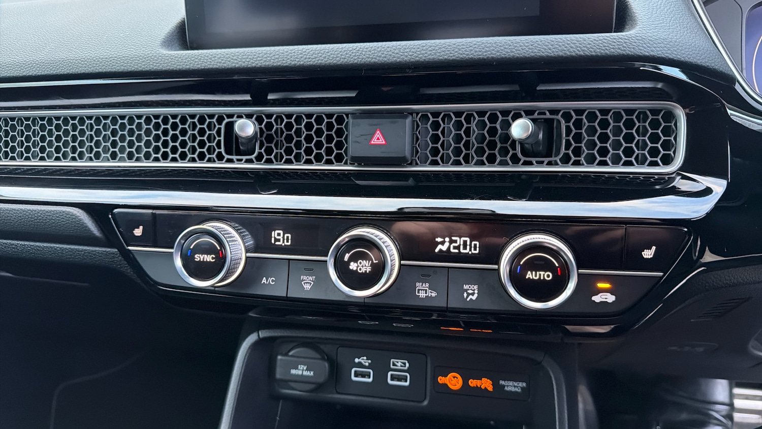 Used Honda Civic 2023 for sale - 76404462: Photo 24