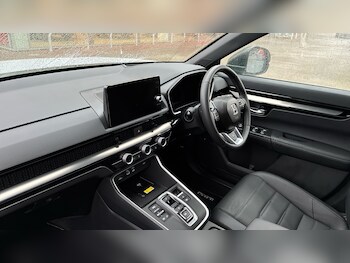 Used Honda CR-V 2025 for sale - 77228105: Photo