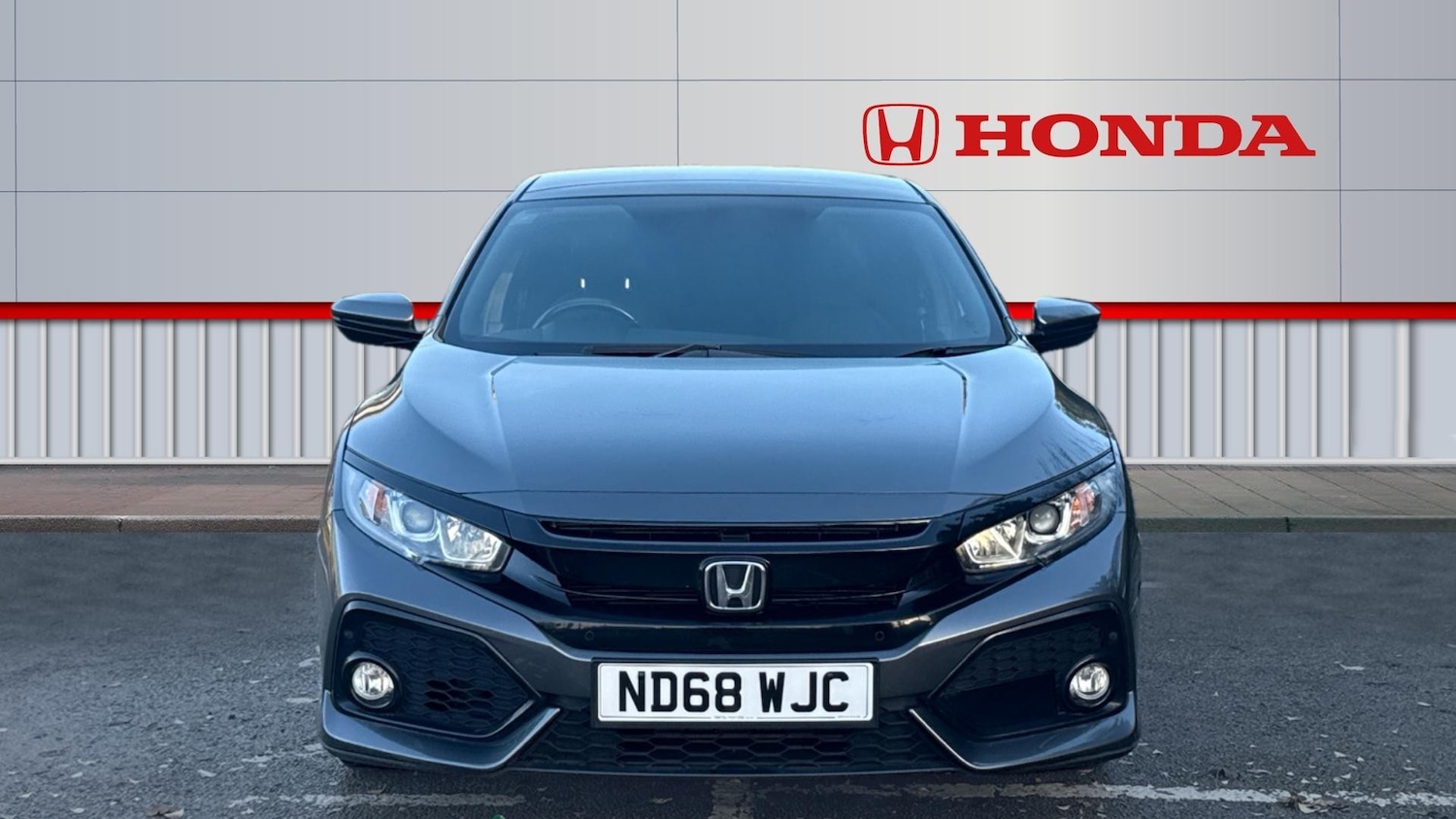 Used Honda Civic 2018 for sale - 76768987: Photo 6