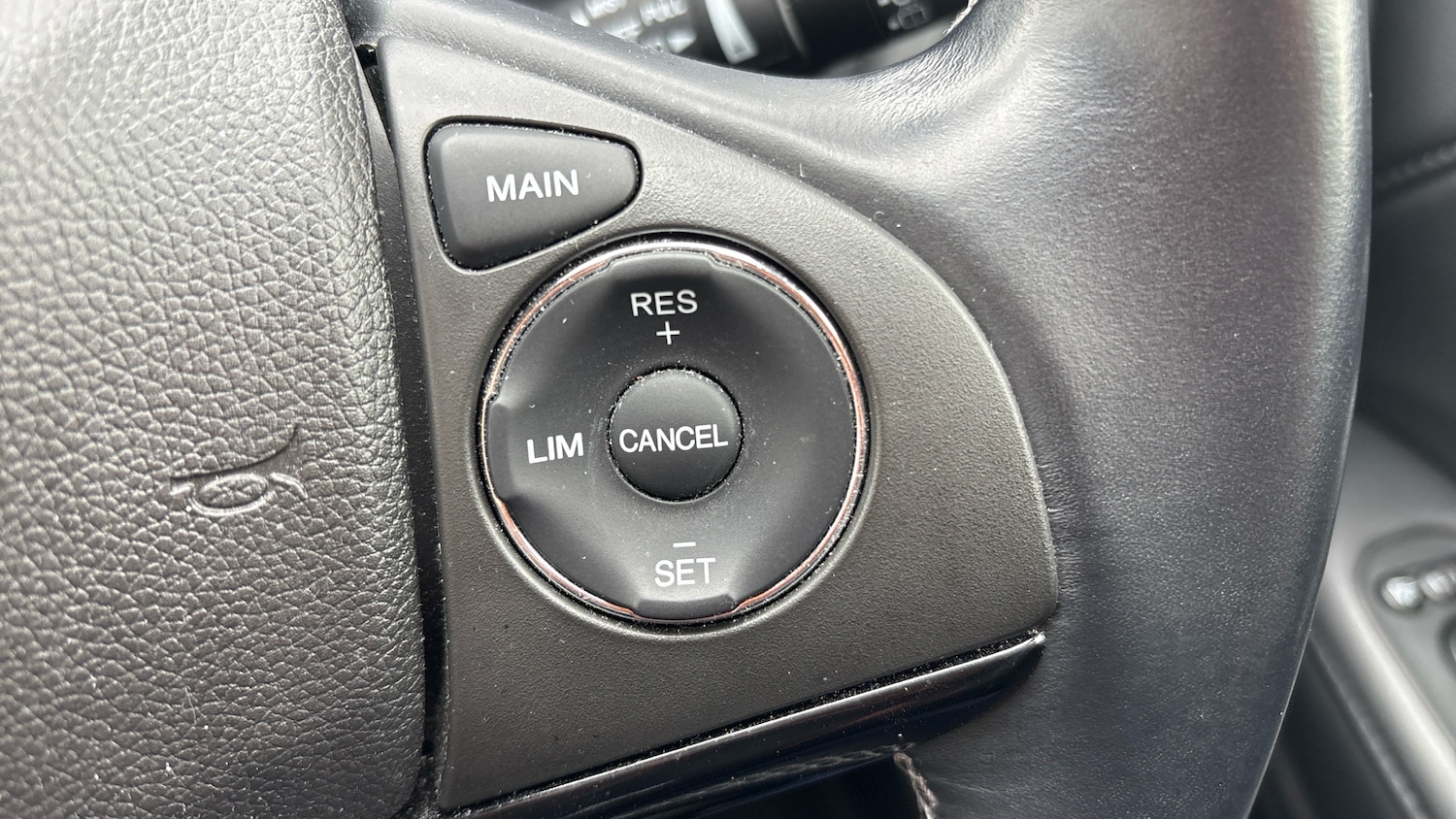 Used Honda HR-V 2020 for sale - 76133948: Photo 13