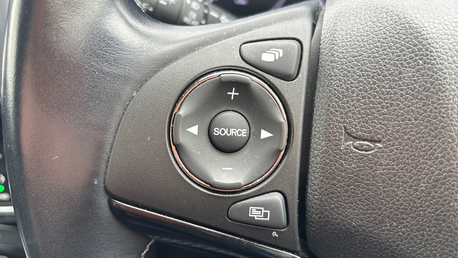 Used Honda HR-V 2020 for sale - 76133948: Photo 15