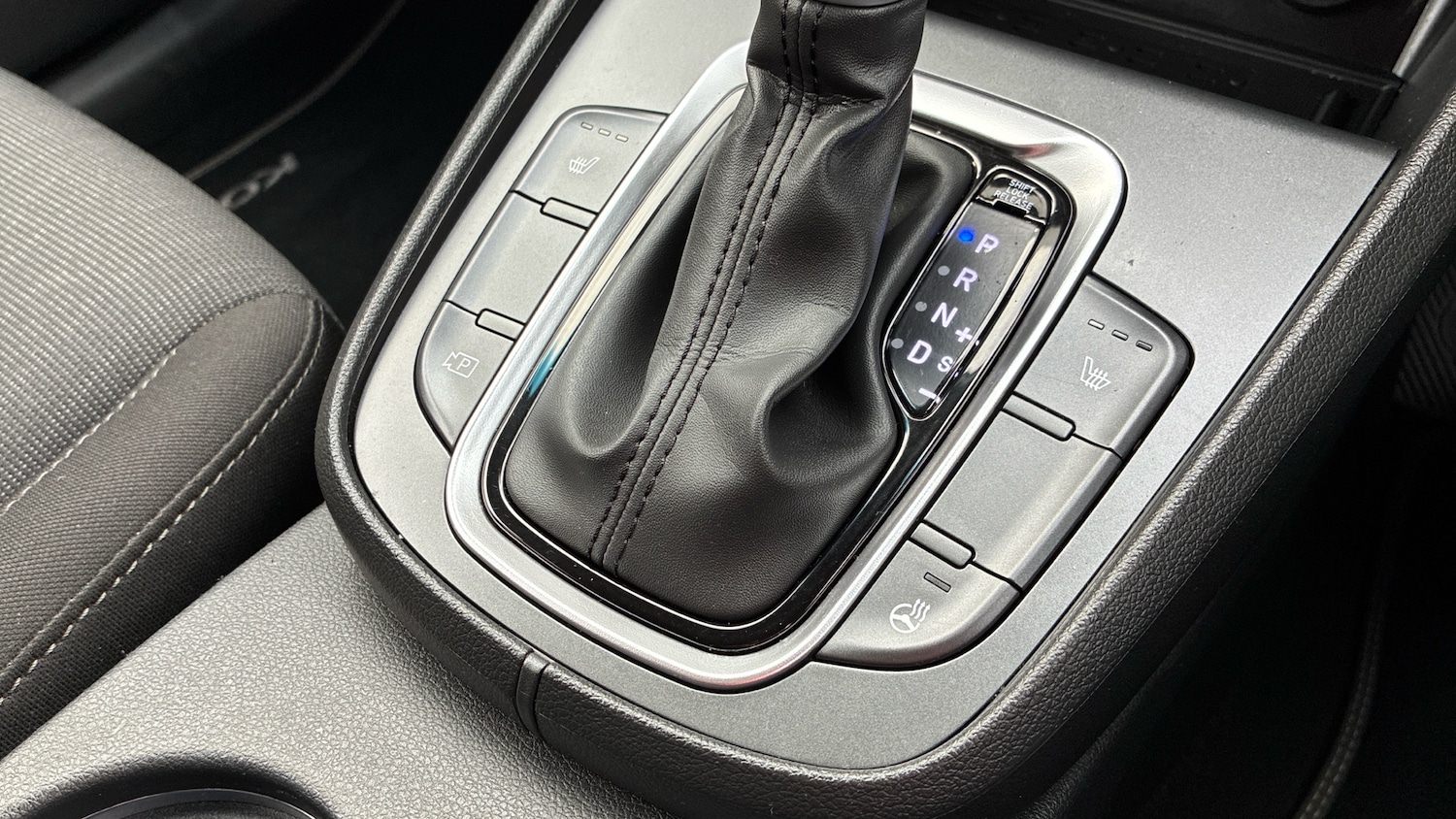 Used Hyundai KONA 2022 for sale - 76979664: Photo 42