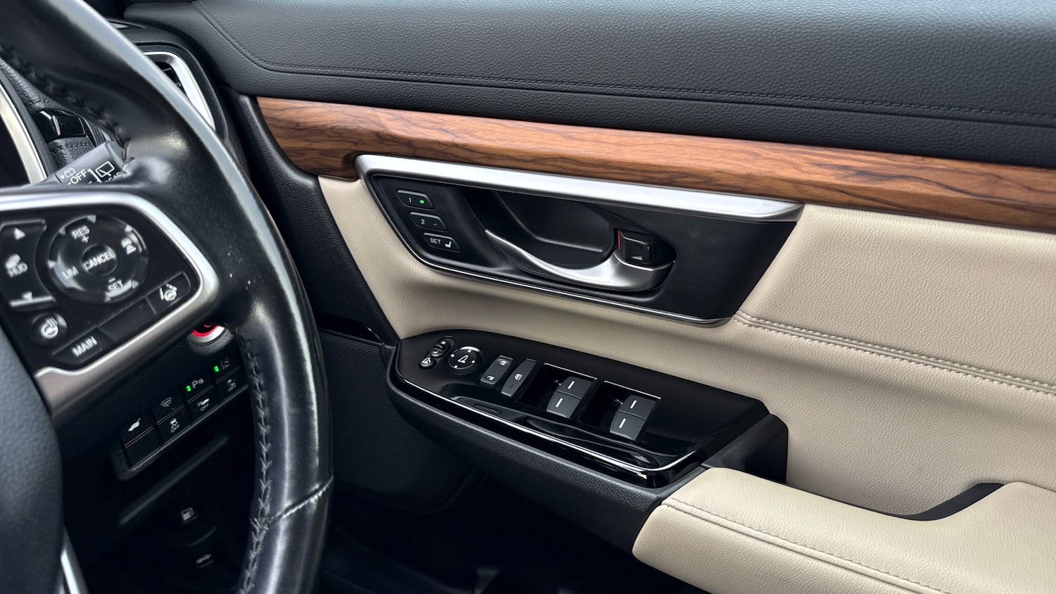 Used Honda CR-V 2020 for sale - 76219107: Photo 28