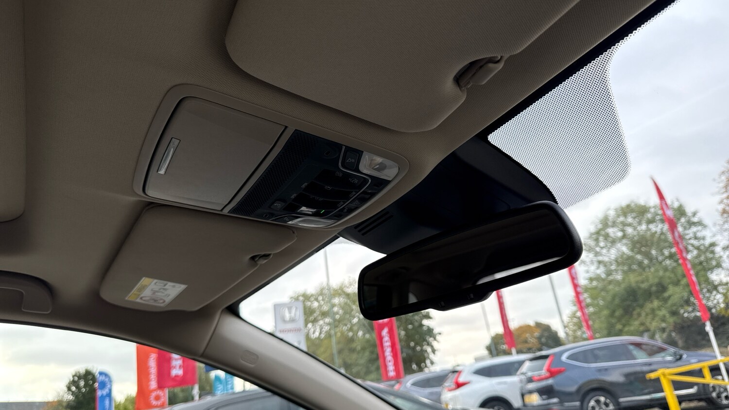 Used Honda CR-V 2020 for sale - 76219107: Photo 29