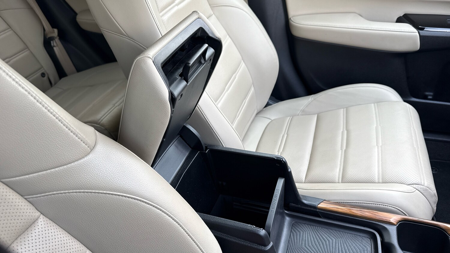 Used Honda CR-V 2020 for sale - 76219107: Photo 37