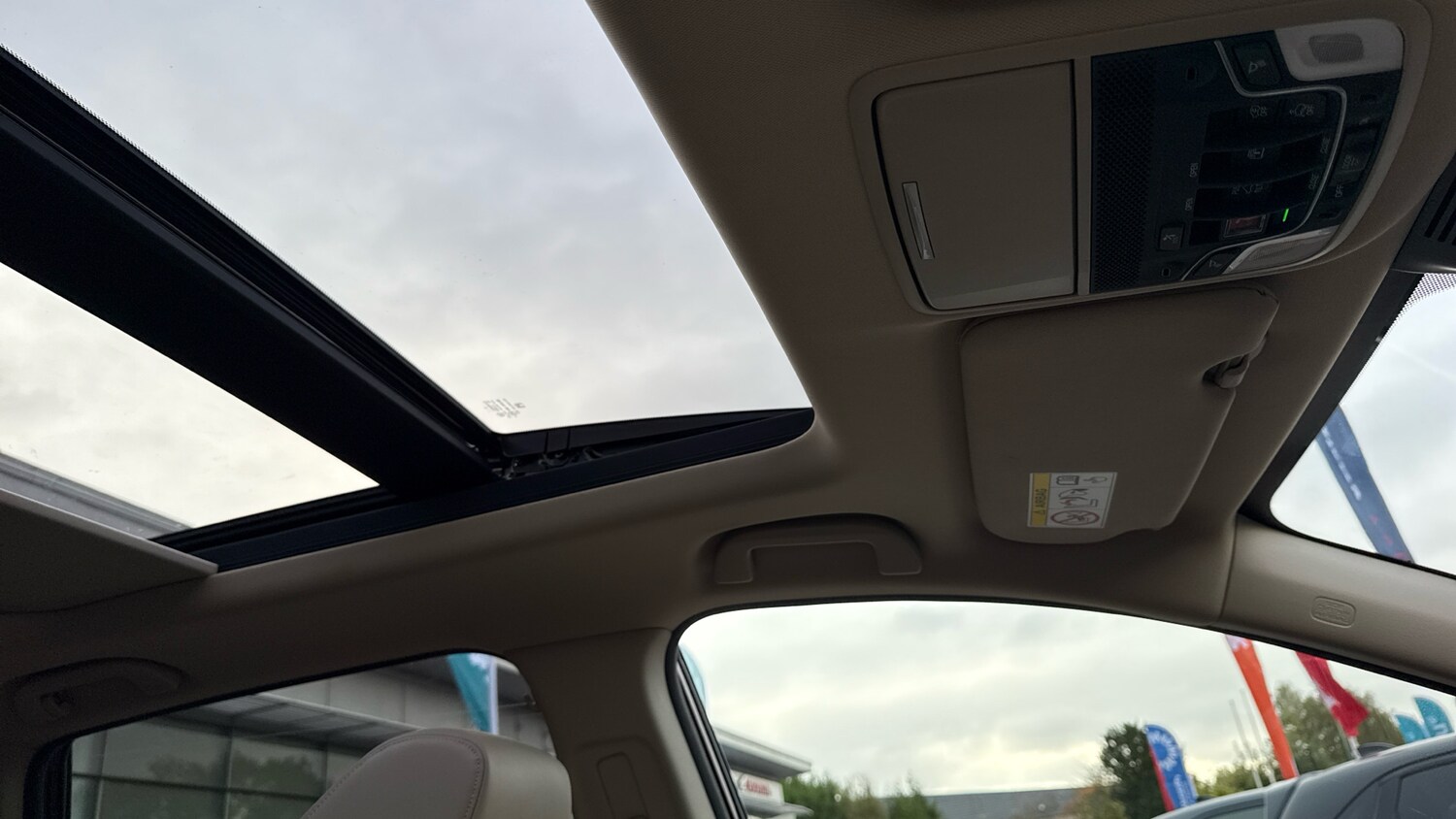 Used Honda CR-V 2020 for sale - 76219107: Photo 42