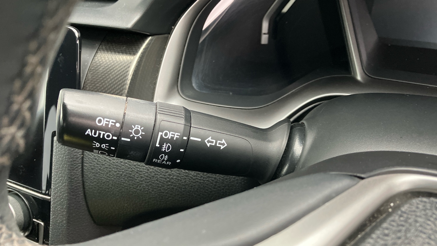 Used Honda Civic 2017 for sale - 77681664: Photo 32