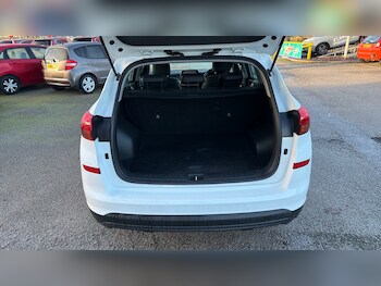 Used Hyundai TUCSON 2018 for sale - 76559878: Photo