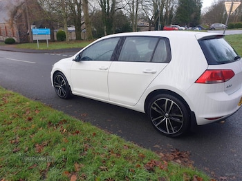 Used Volkswagen Golf 2014 for sale - 77176097: Photo