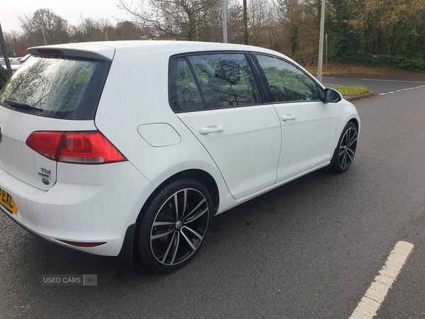 Used Volkswagen Golf 2014 for sale - 77176097: Photo 5