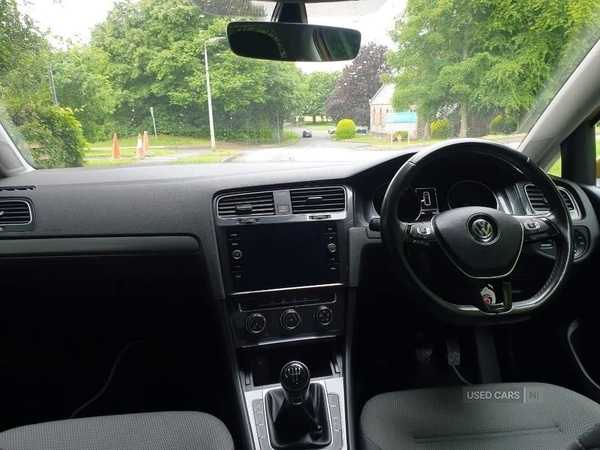 Used Volkswagen Golf 2017 for sale - 77457071: Photo 9