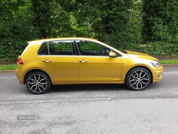 Used Volkswagen Golf 2017 for sale - 77372137: Photo 2