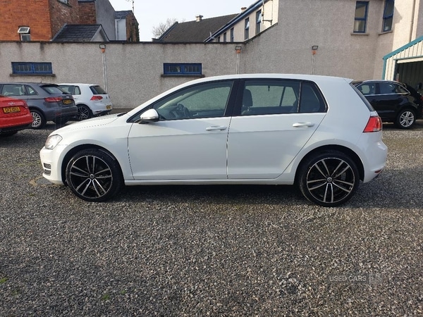 Used Volkswagen Golf 2014 for sale - 77163840: Photo 2