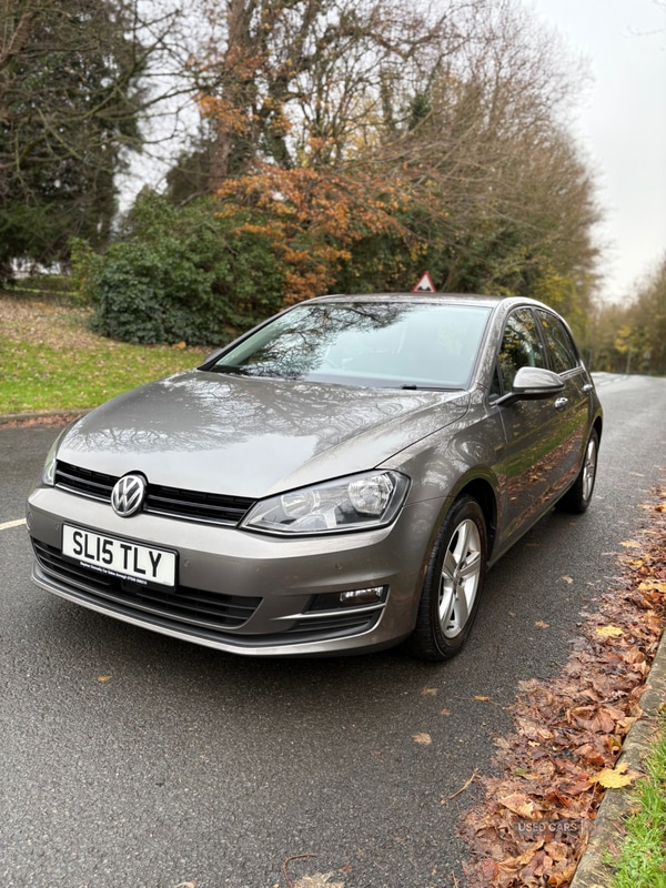 Used Volkswagen Golf 2015 for sale - 76802967: Photo 2