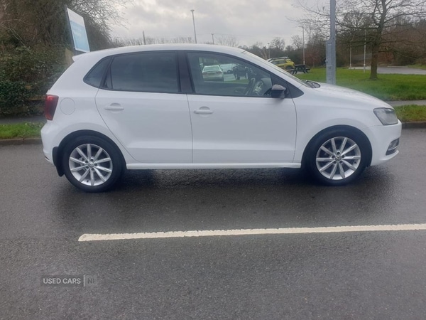 Used Volkswagen Polo 2015 for sale - 77684723: Photo 2