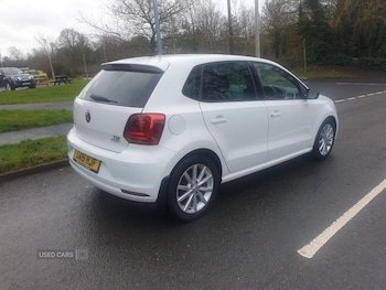 Used Volkswagen Polo 2015 for sale - 77684723: Photo