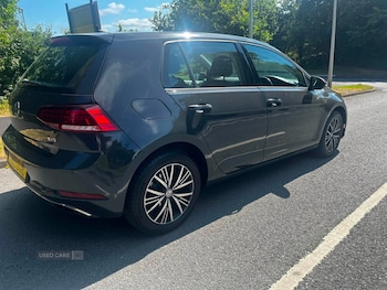 Used Volkswagen Golf 2017 for sale - 79259997: Photo