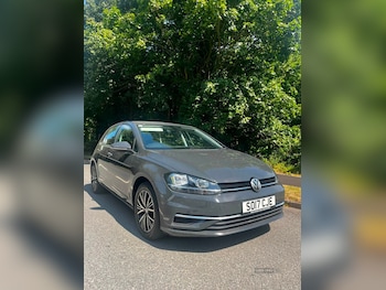 Used Volkswagen Golf 2017 for sale - 79259997: Photo