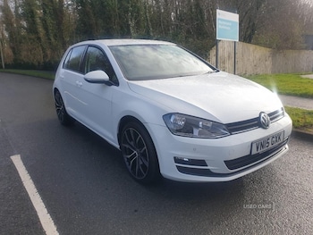 Used Volkswagen Golf 2015 for sale - 77647286: Photo