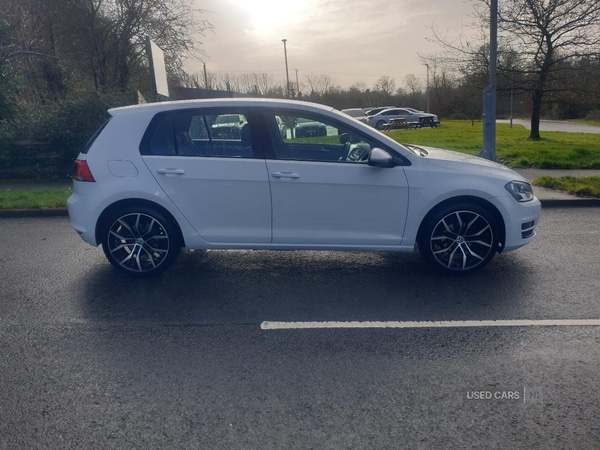 Used Volkswagen Golf 2015 for sale - 77647286: Photo 2