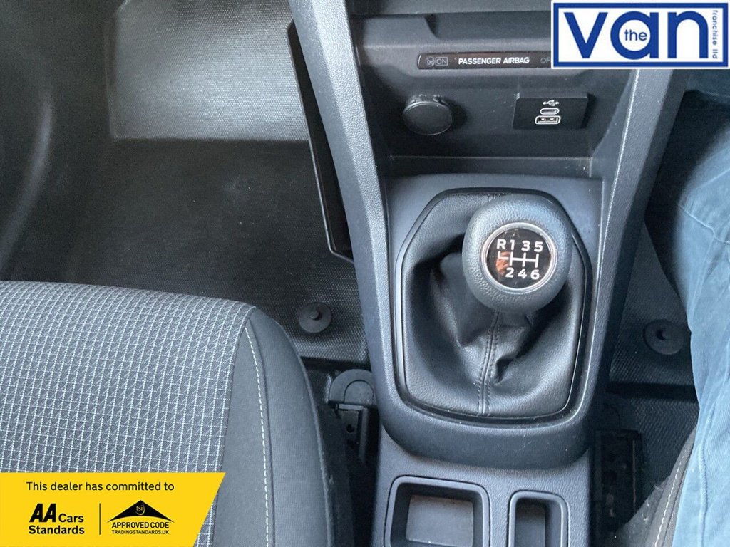 Used Ford Transit Courier 2024 for sale - 76118907: Photo 28