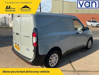 Used Ford Transit Courier 2024 for sale - 76118907: Photo