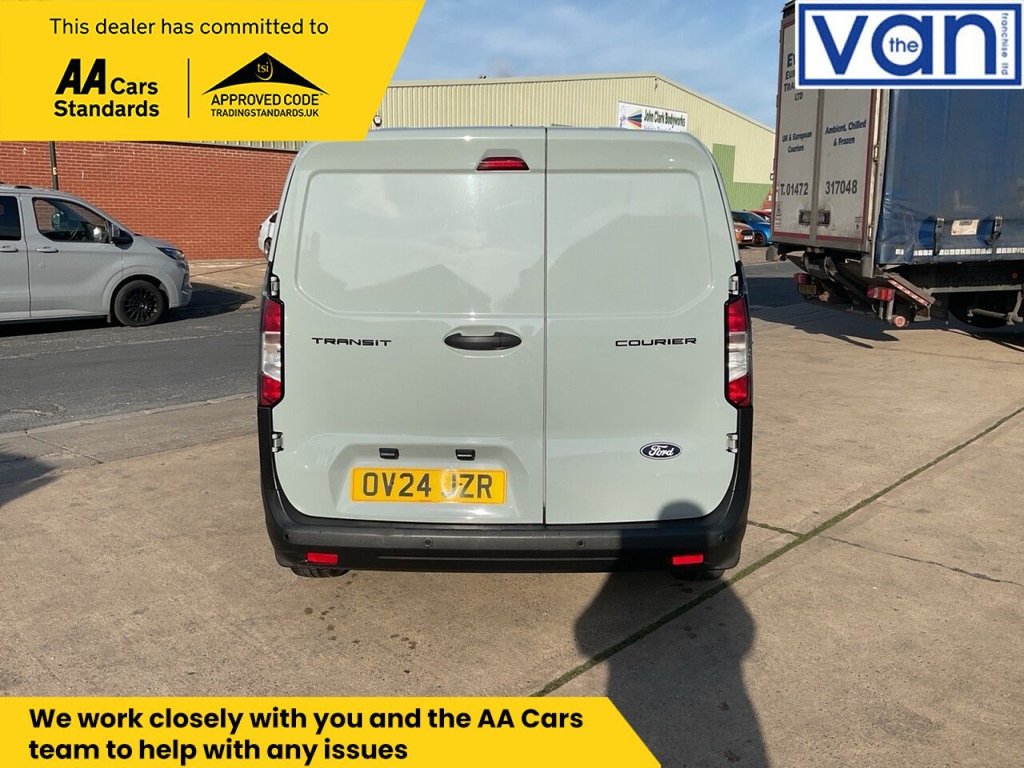 Used Ford Transit Courier 2024 for sale - 76118907: Photo 5