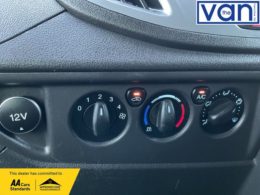 Used Ford Transit 2016 for sale - 76470018: Photo 33