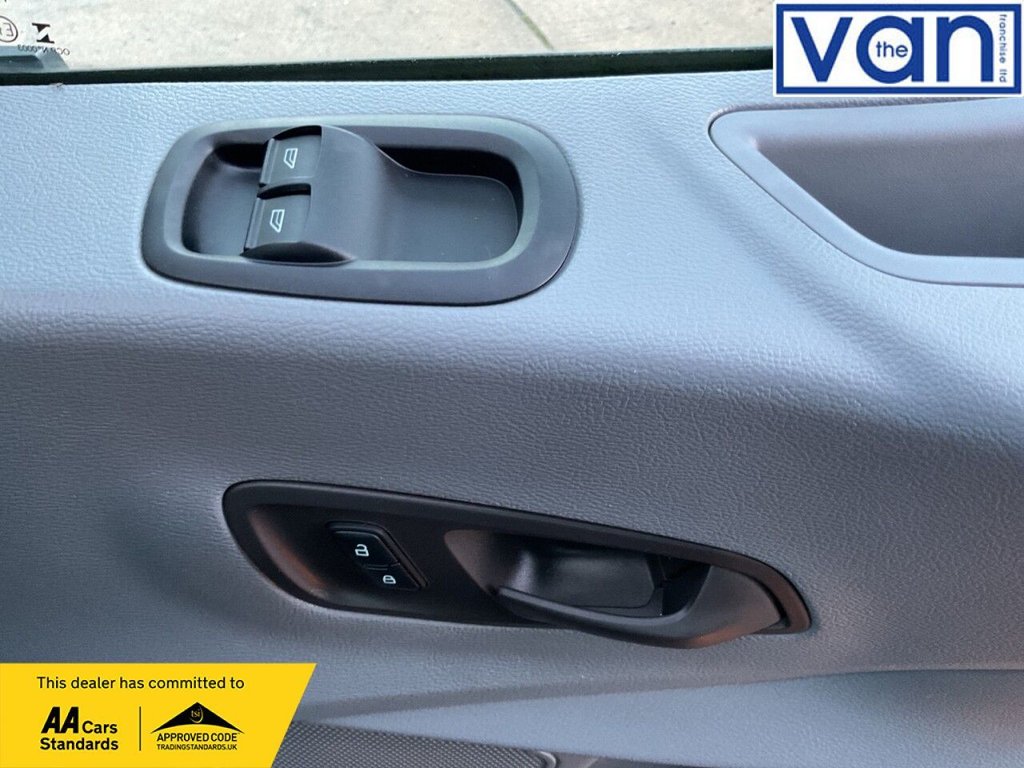 Used Ford Transit 2016 for sale - 76470018: Photo 42