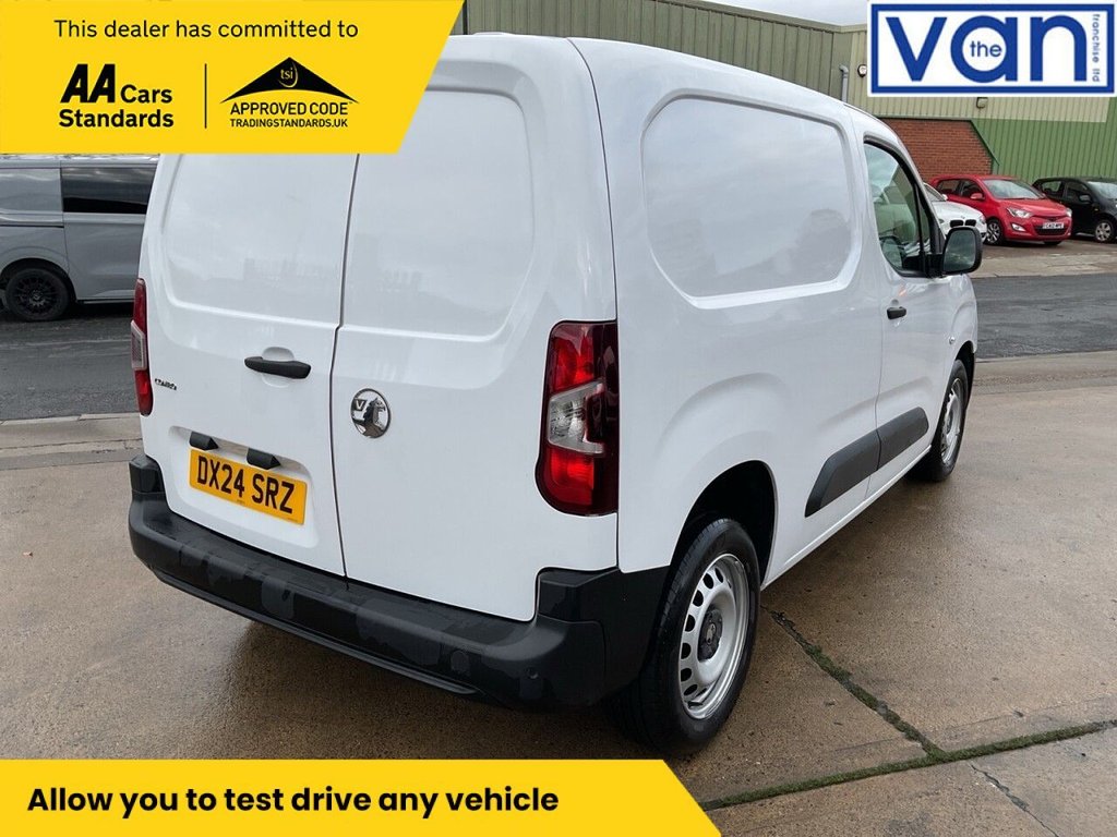 Used Vauxhall Combo 2024 for sale - 76470472: Photo 4