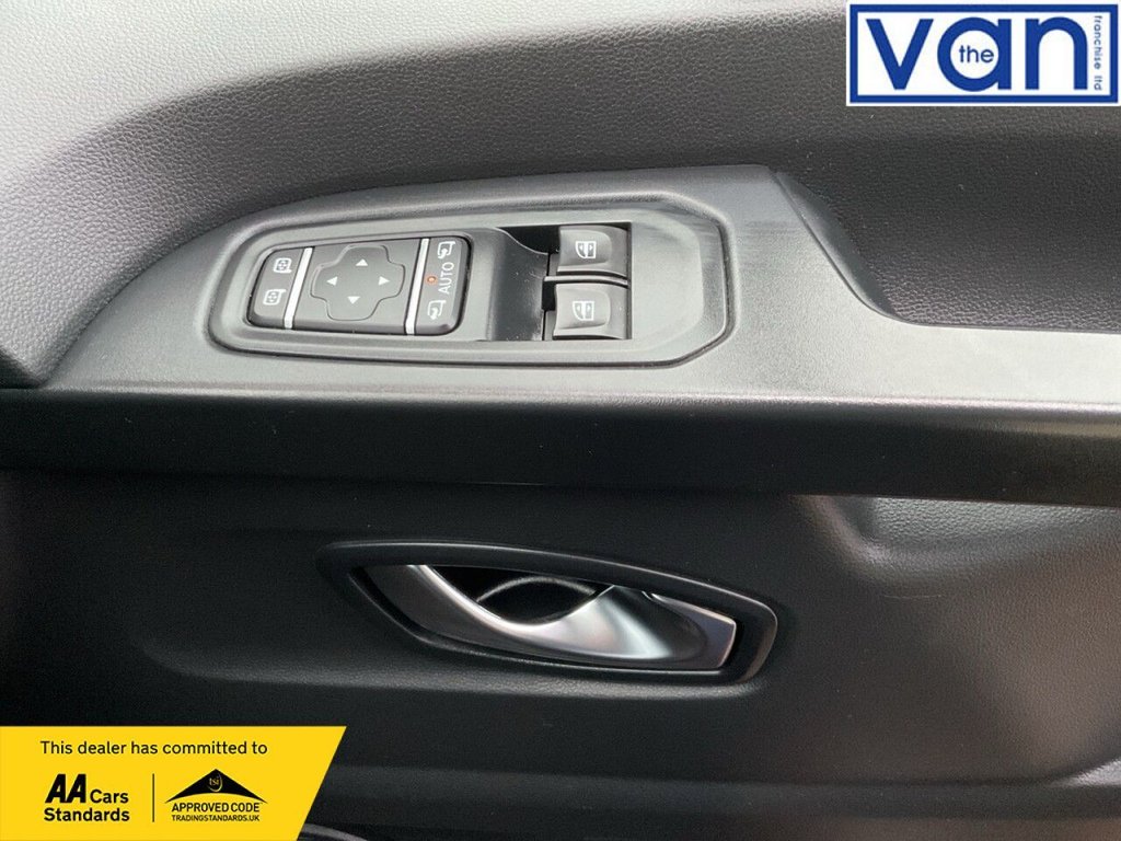 Used Renault Trafic 2023 for sale - 77327857: Photo 34