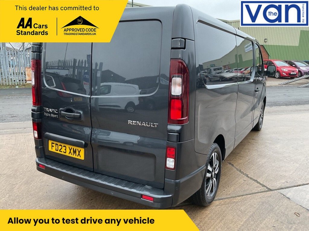 Used Renault Trafic 2023 for sale - 77327857: Photo 4