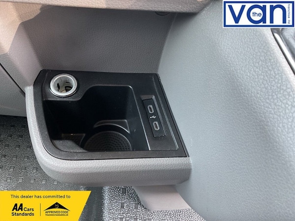 Used Volkswagen Transporter 2021 for sale - 75456260: Photo 17