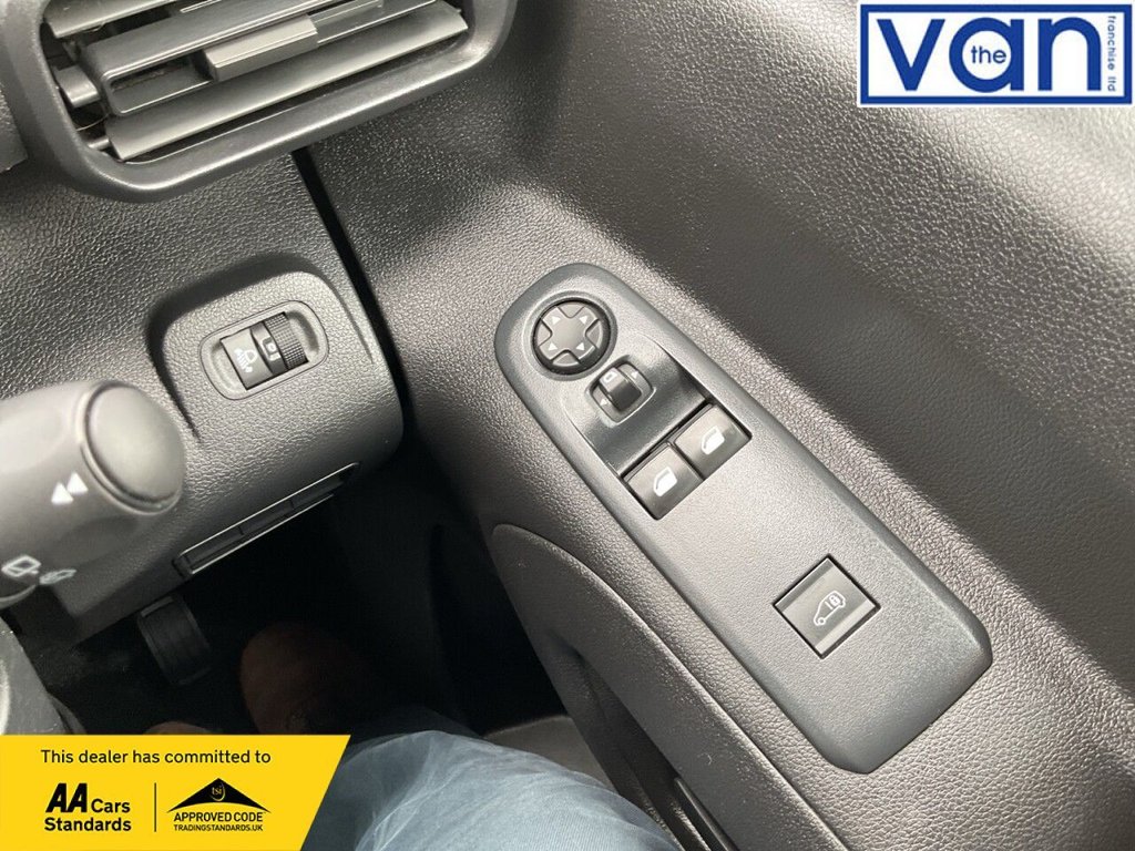 Vehicle 29