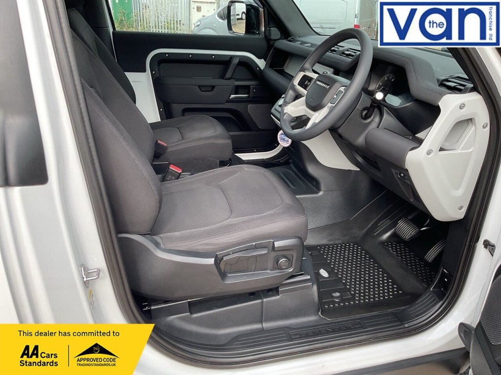 Used Land Rover Defender 2022 for sale - 76039461: Photo 17