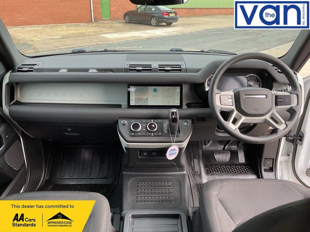 Used Land Rover Defender 2022 for sale - 76039461: Photo 18