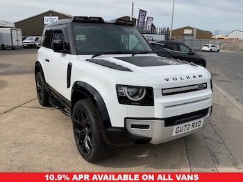 Land Rover - Defender