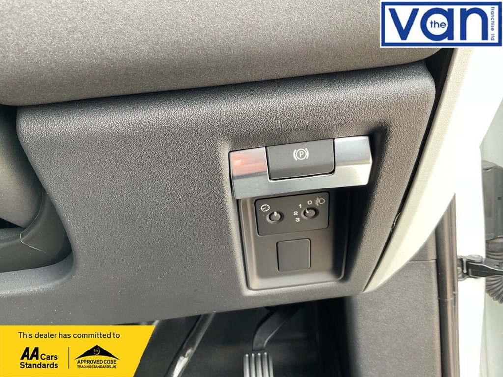 Used Land Rover Defender 2022 for sale - 76039461: Photo 29