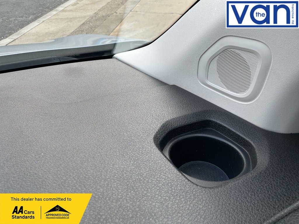 Used Peugeot Expert 2023 for sale - 76185479: Photo 35