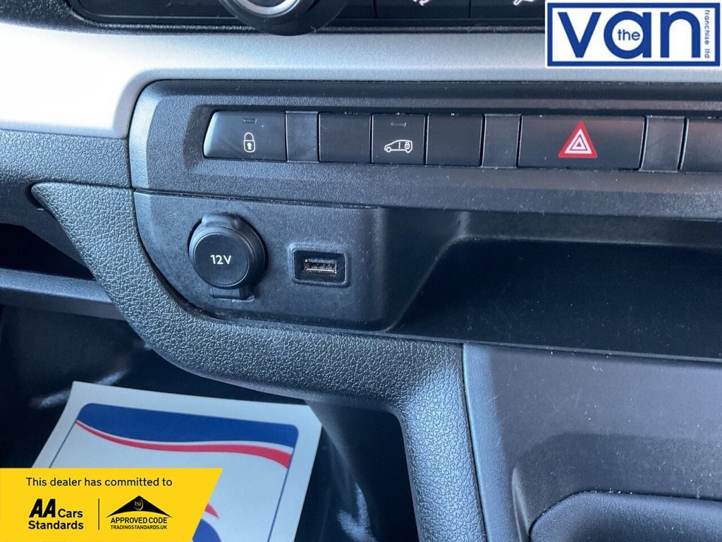 Used Vauxhall Vivaro 2022 for sale - 76604610: Photo 24